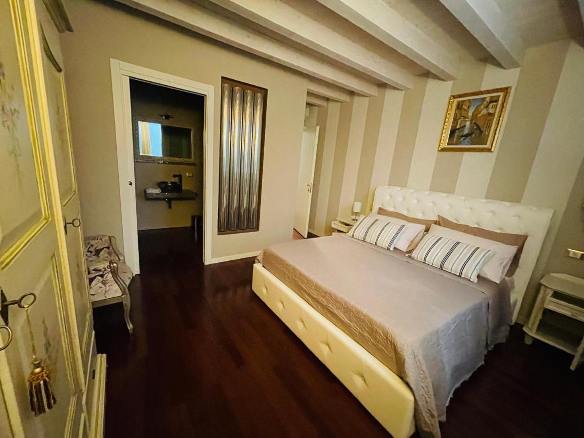 Apartmán Desehouse Desenzano del Garda Exteriér fotografie